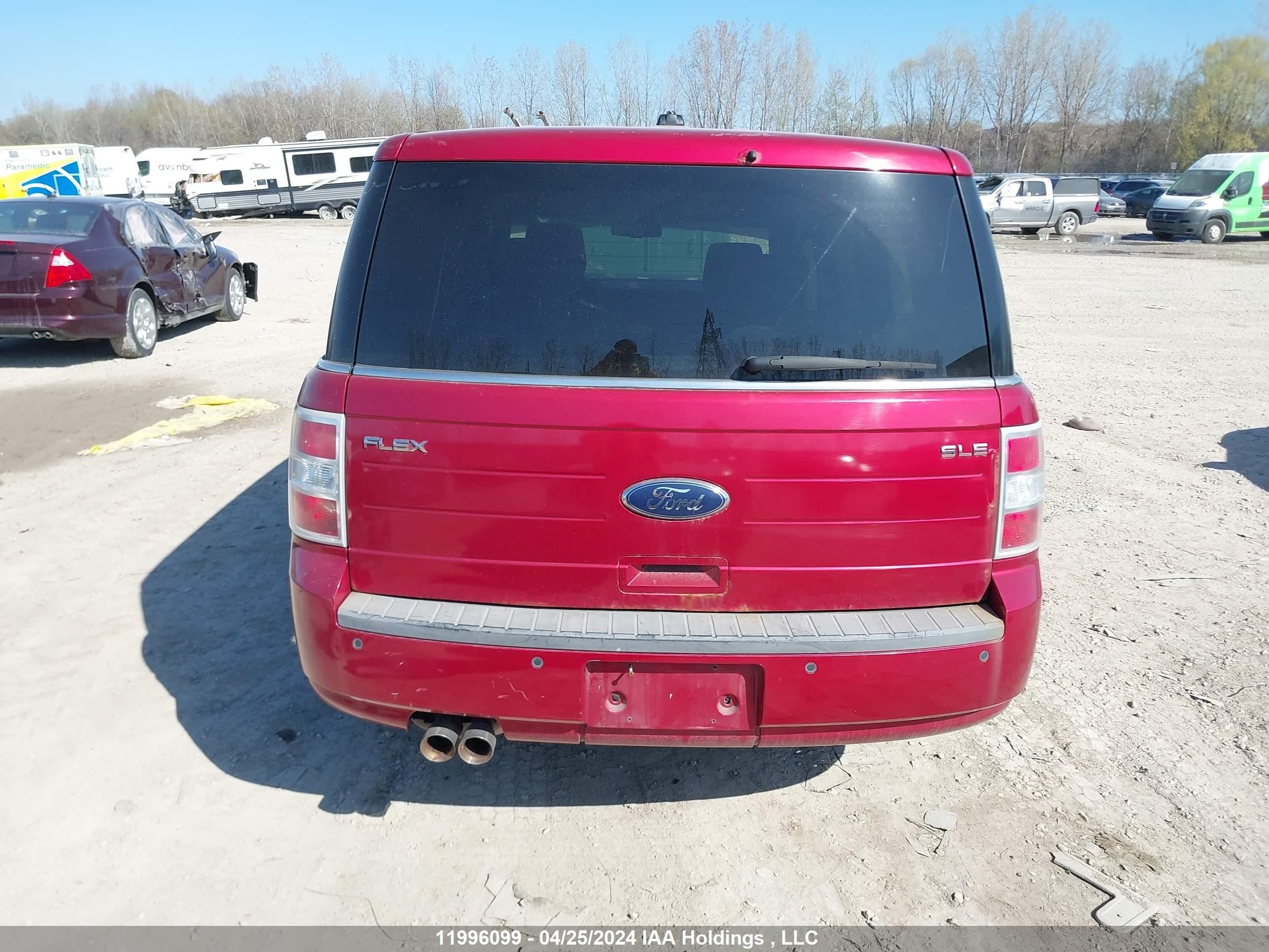 Photo 15 VIN: 2FMDK52CX9BA16035 - FORD FLEX 