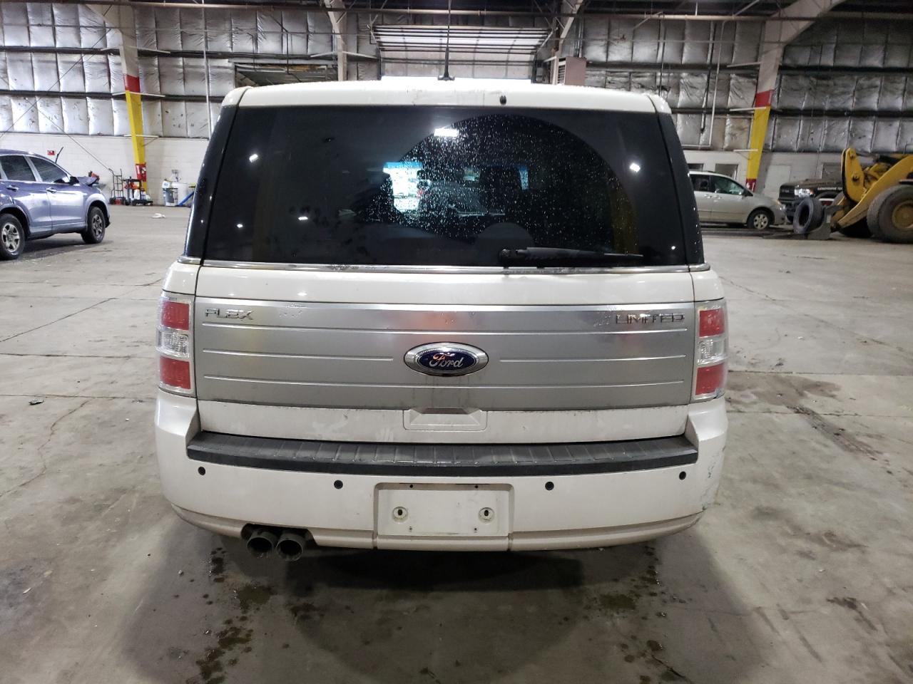 Photo 5 VIN: 2FMDK53C89BA18137 - FORD FLEX 