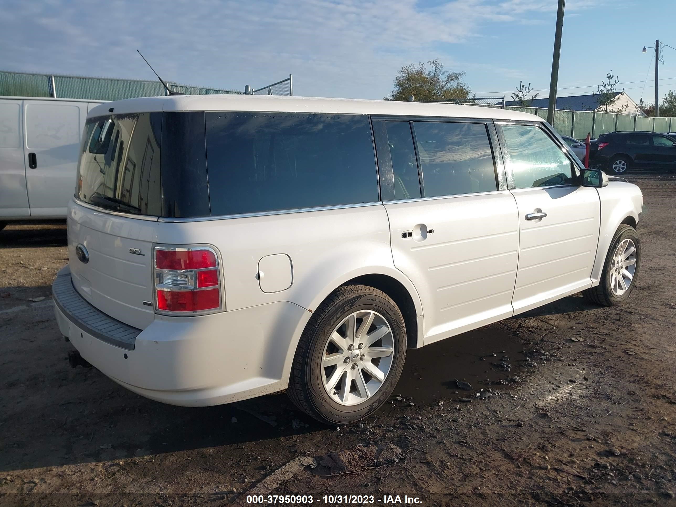 Photo 3 VIN: 2FMEK62C59BA31312 - FORD FLEX 