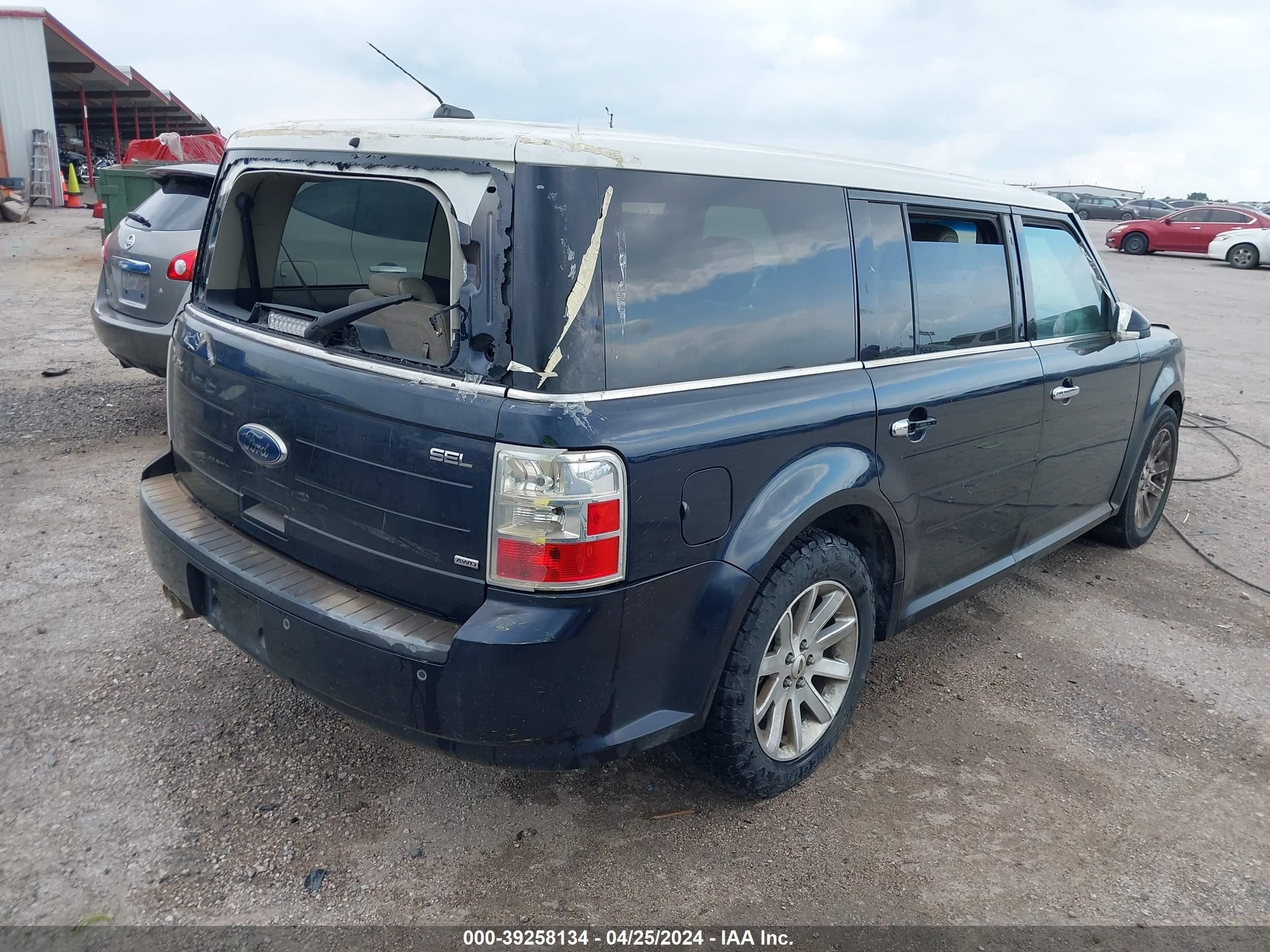 Photo 3 VIN: 2FMEK62C69BA10713 - FORD FLEX 