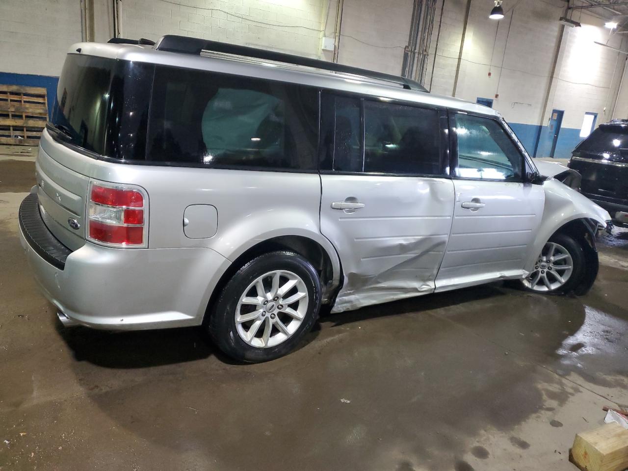 Photo 2 VIN: 2FMGK5B81HBA08333 - FORD FLEX 