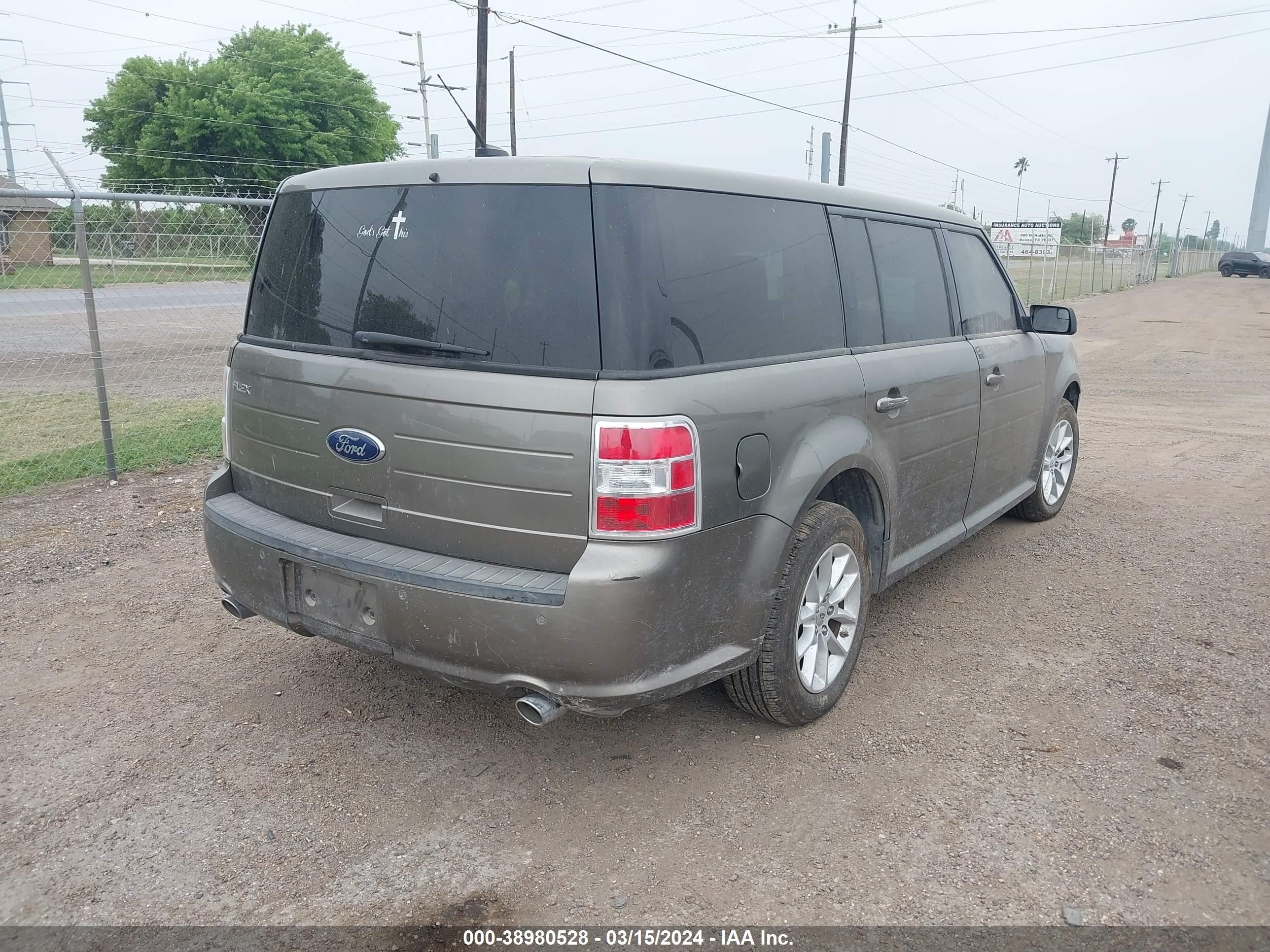 Photo 3 VIN: 2FMGK5B85EBD24250 - FORD FLEX 