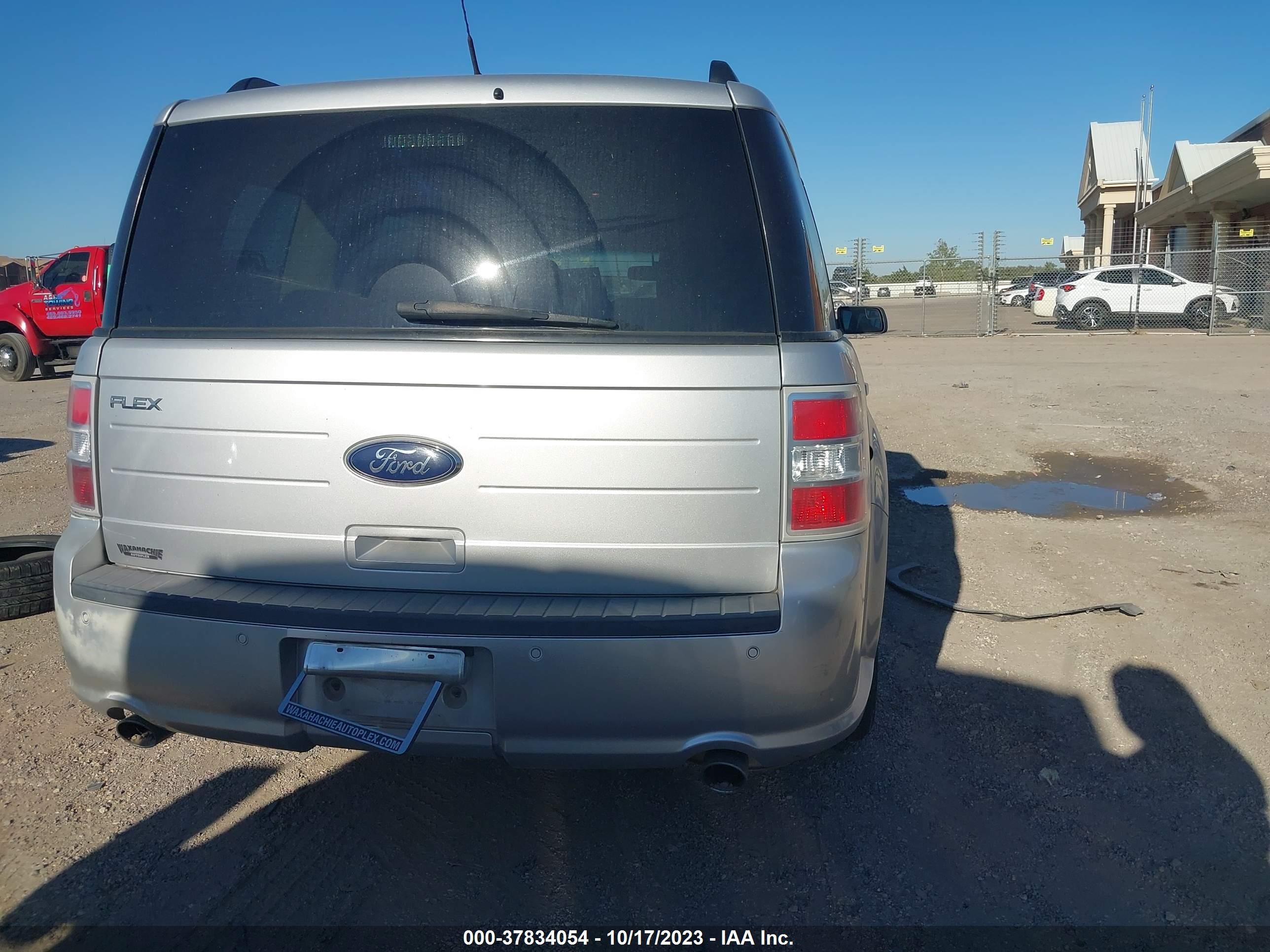 Photo 15 VIN: 2FMGK5B8XEBD22056 - FORD FLEX 