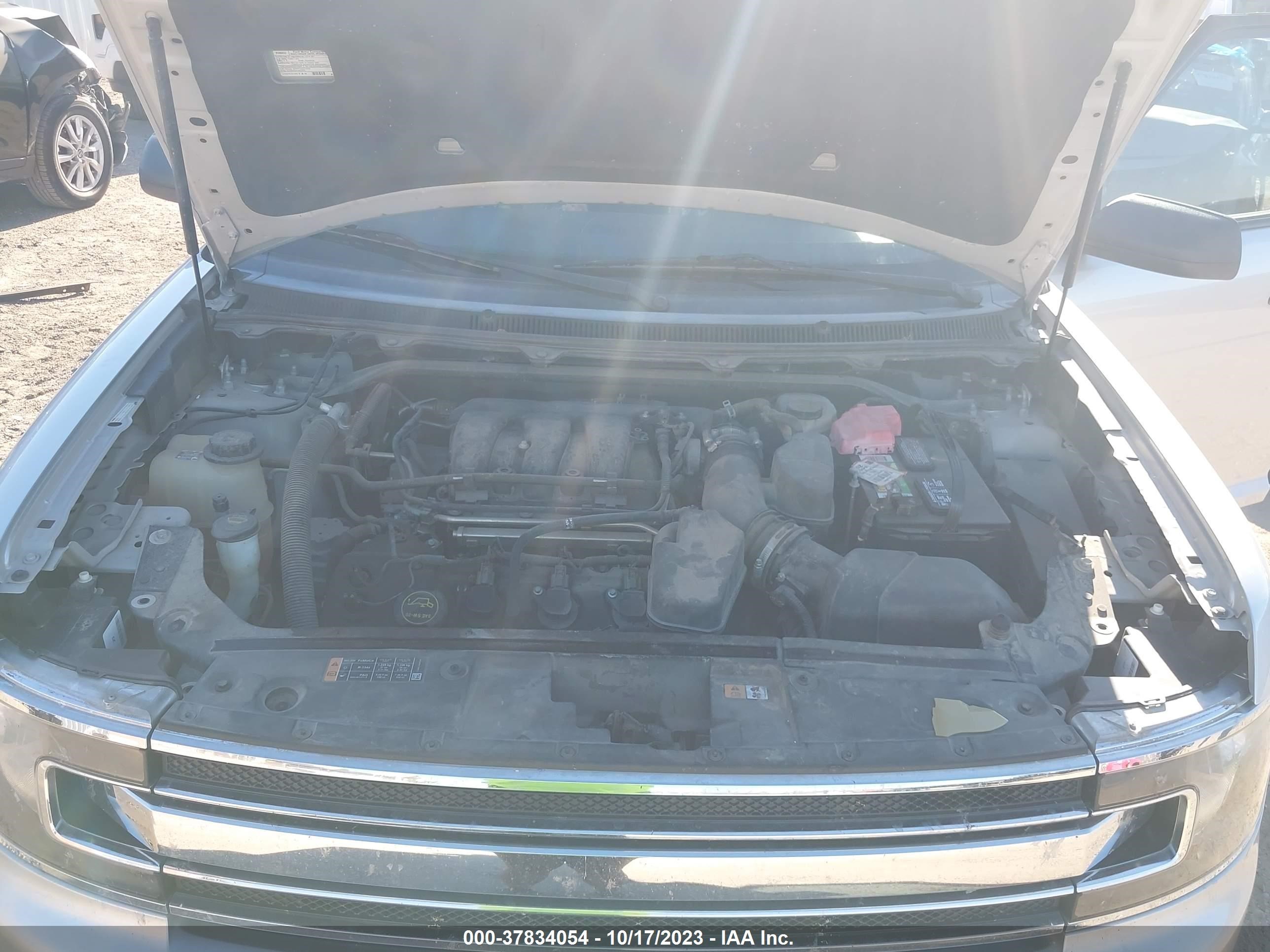 Photo 9 VIN: 2FMGK5B8XEBD22056 - FORD FLEX 