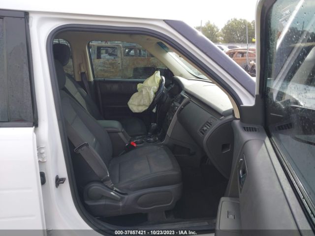 Photo 4 VIN: 2FMGK5B8XKBA27874 - FORD FLEX 