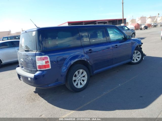 Photo 3 VIN: 2FMGK5BC8BBD33671 - FORD FLEX 