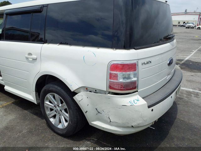 Photo 5 VIN: 2FMGK5BC9CBD01412 - FORD FLEX 