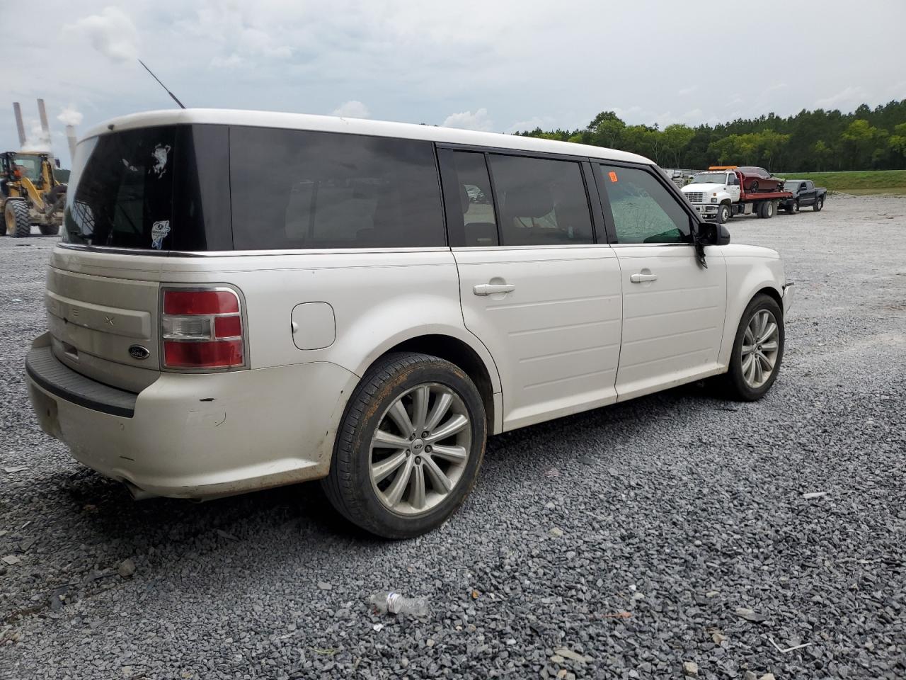 Photo 2 VIN: 2FMGK5C81DBD23139 - FORD FLEX 