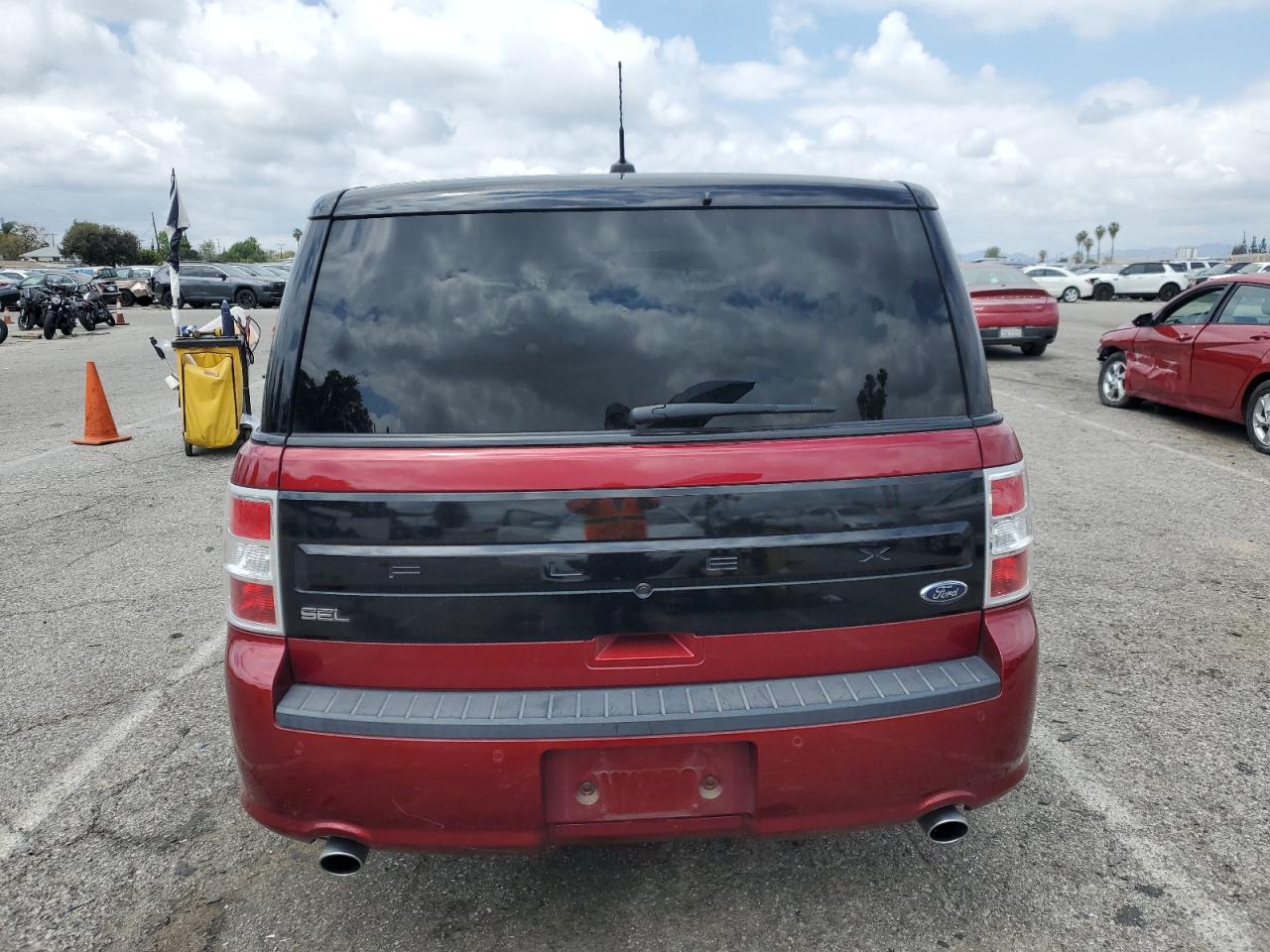 Photo 5 VIN: 2FMGK5C81KBA36882 - FORD FLEX 