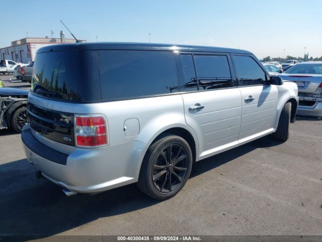 Photo 3 VIN: 2FMGK5C82JBA19703 - FORD FLEX 