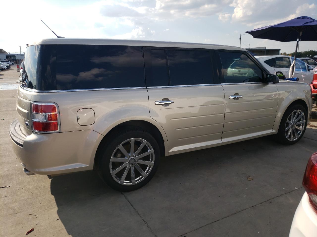 Photo 2 VIN: 2FMGK5C86HBA11226 - FORD FLEX 