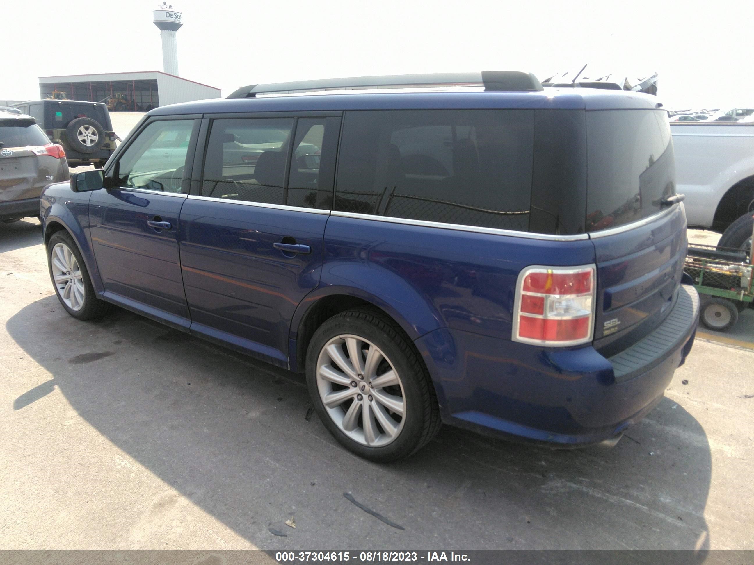 Photo 2 VIN: 2FMGK5C88EBD40814 - FORD FLEX 