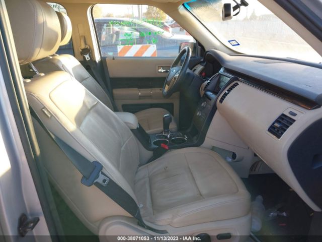 Photo 4 VIN: 2FMGK5C88JBA18328 - FORD FLEX 