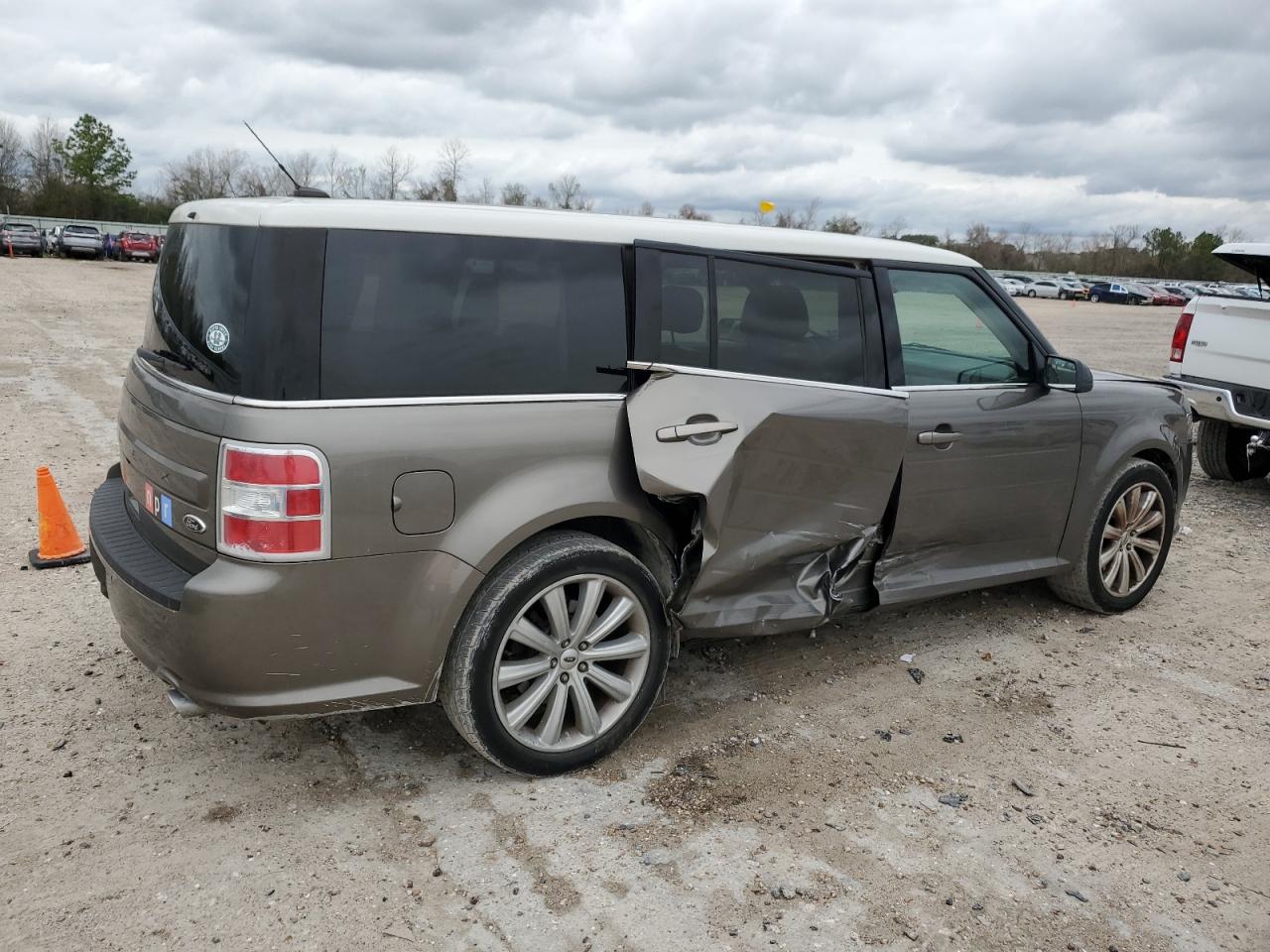 Photo 2 VIN: 2FMGK5C89EBD02508 - FORD FLEX 