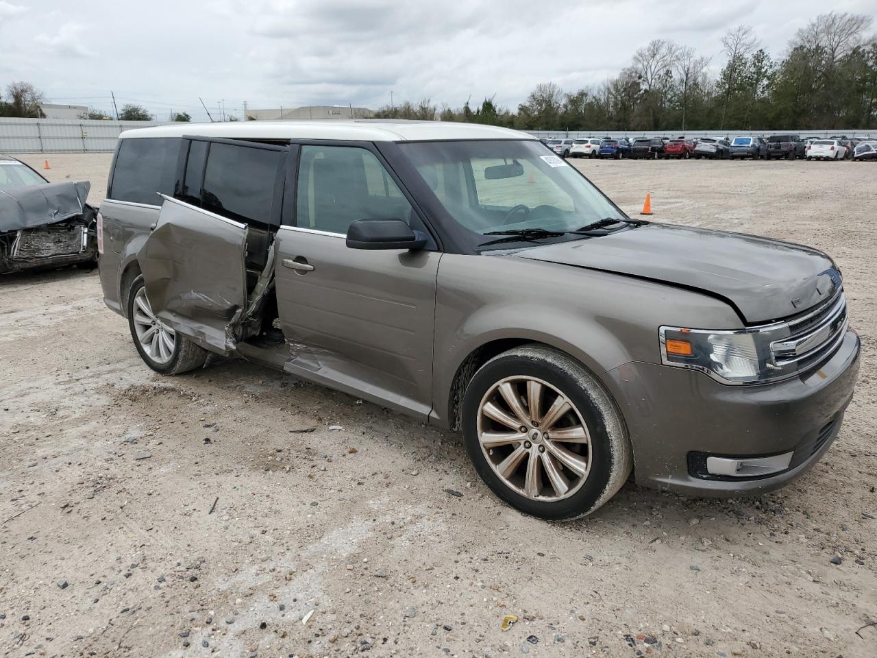 Photo 3 VIN: 2FMGK5C89EBD02508 - FORD FLEX 