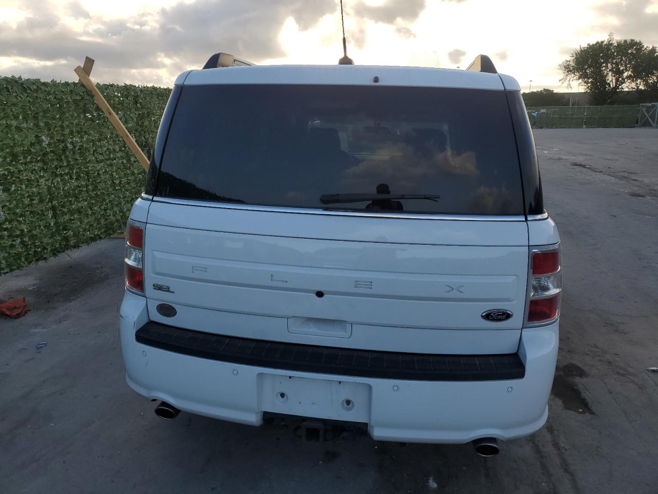 Photo 5 VIN: 2FMGK5C8XGBA21580 - FORD FLEX 