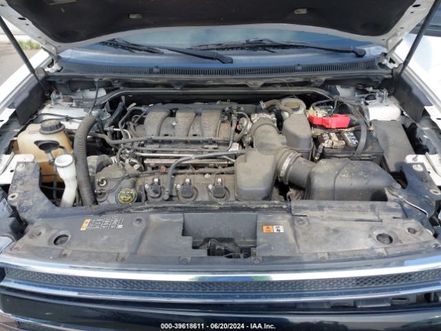 Photo 9 VIN: 2FMGK5C8XJBA04611 - FORD FLEX 