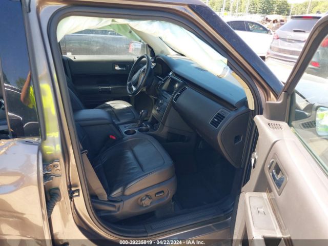 Photo 4 VIN: 2FMGK5C8XKBA12953 - FORD FLEX 