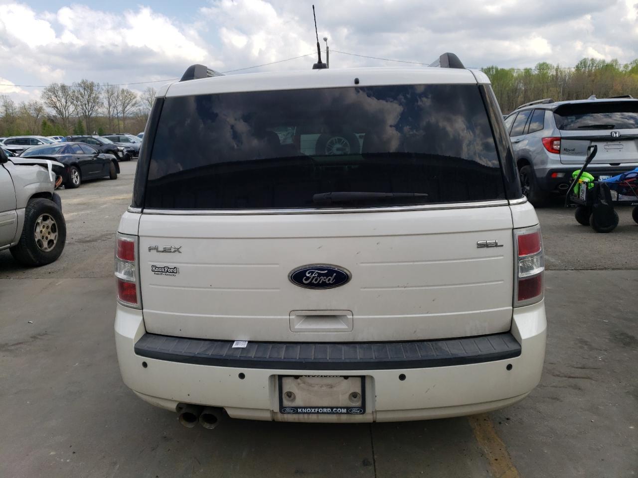 Photo 5 VIN: 2FMGK5CC3CBD04272 - FORD FLEX 