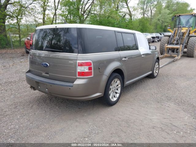 Photo 3 VIN: 2FMGK5CC4CBD12221 - FORD FLEX 