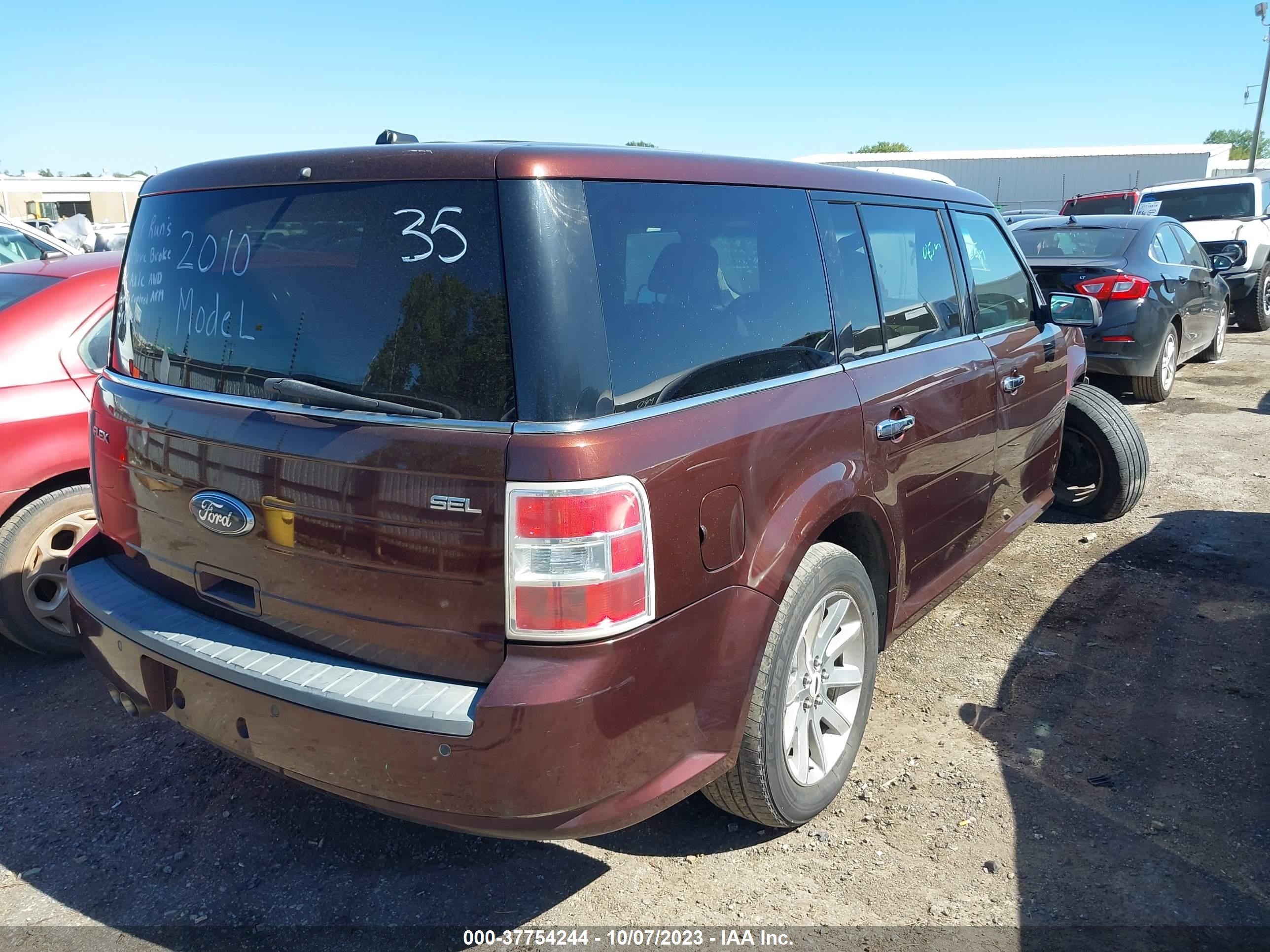 Photo 3 VIN: 2FMGK5CC5ABA46446 - FORD FLEX 