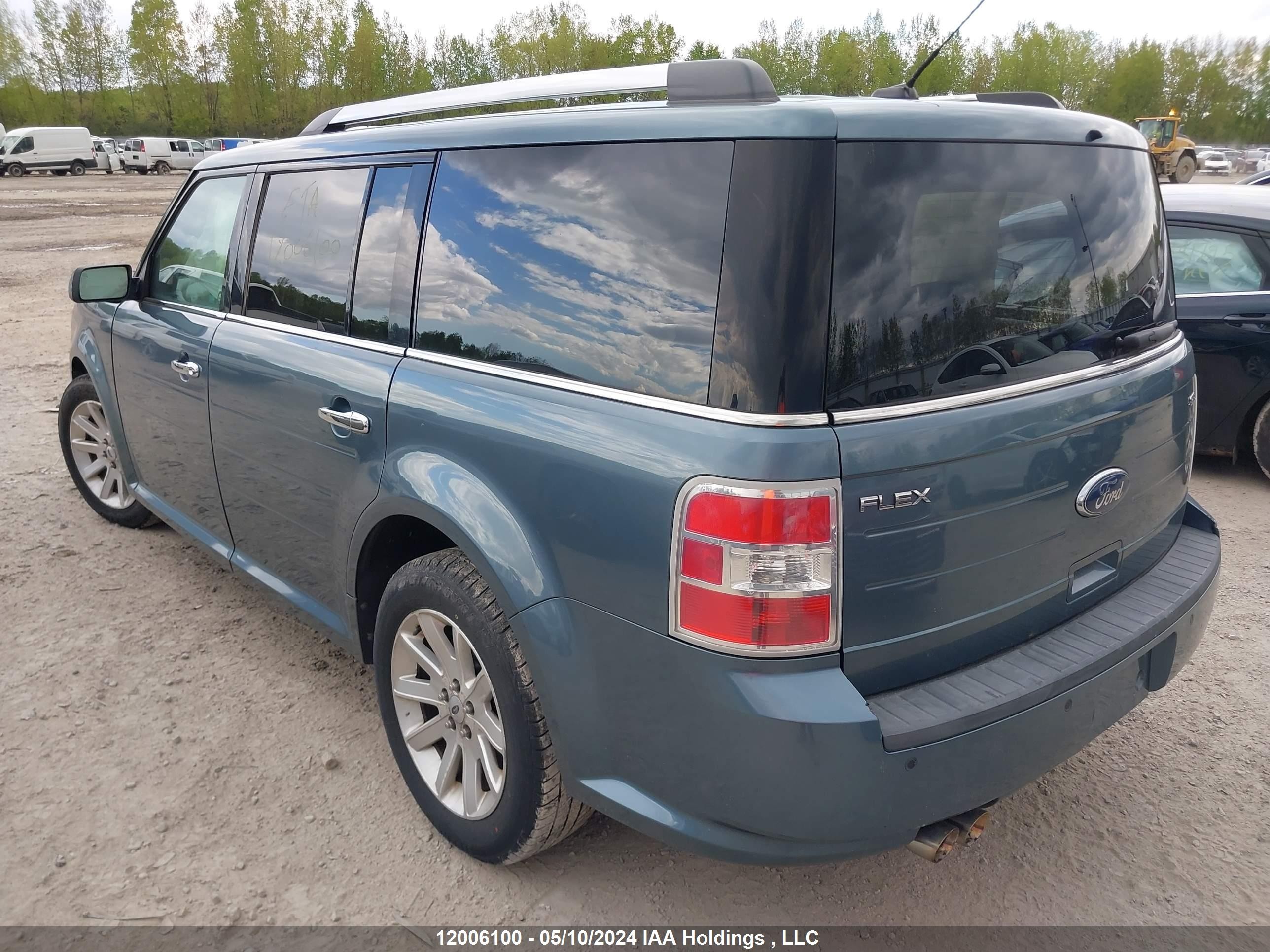 Photo 2 VIN: 2FMGK5CC5ABA81309 - FORD FLEX 