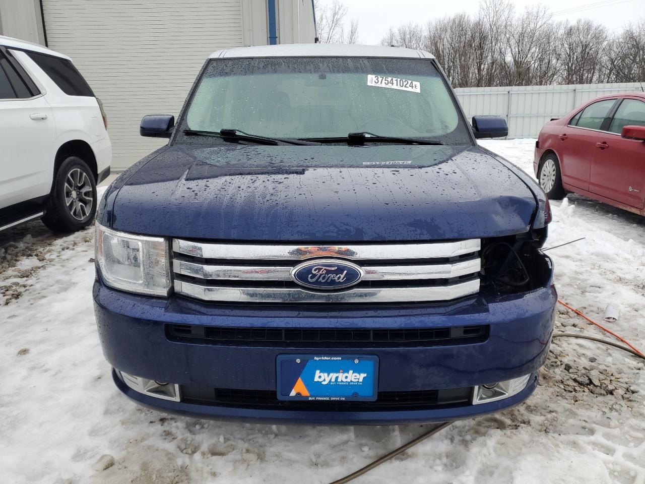 Photo 4 VIN: 2FMGK5CCXBBD24713 - FORD FLEX 