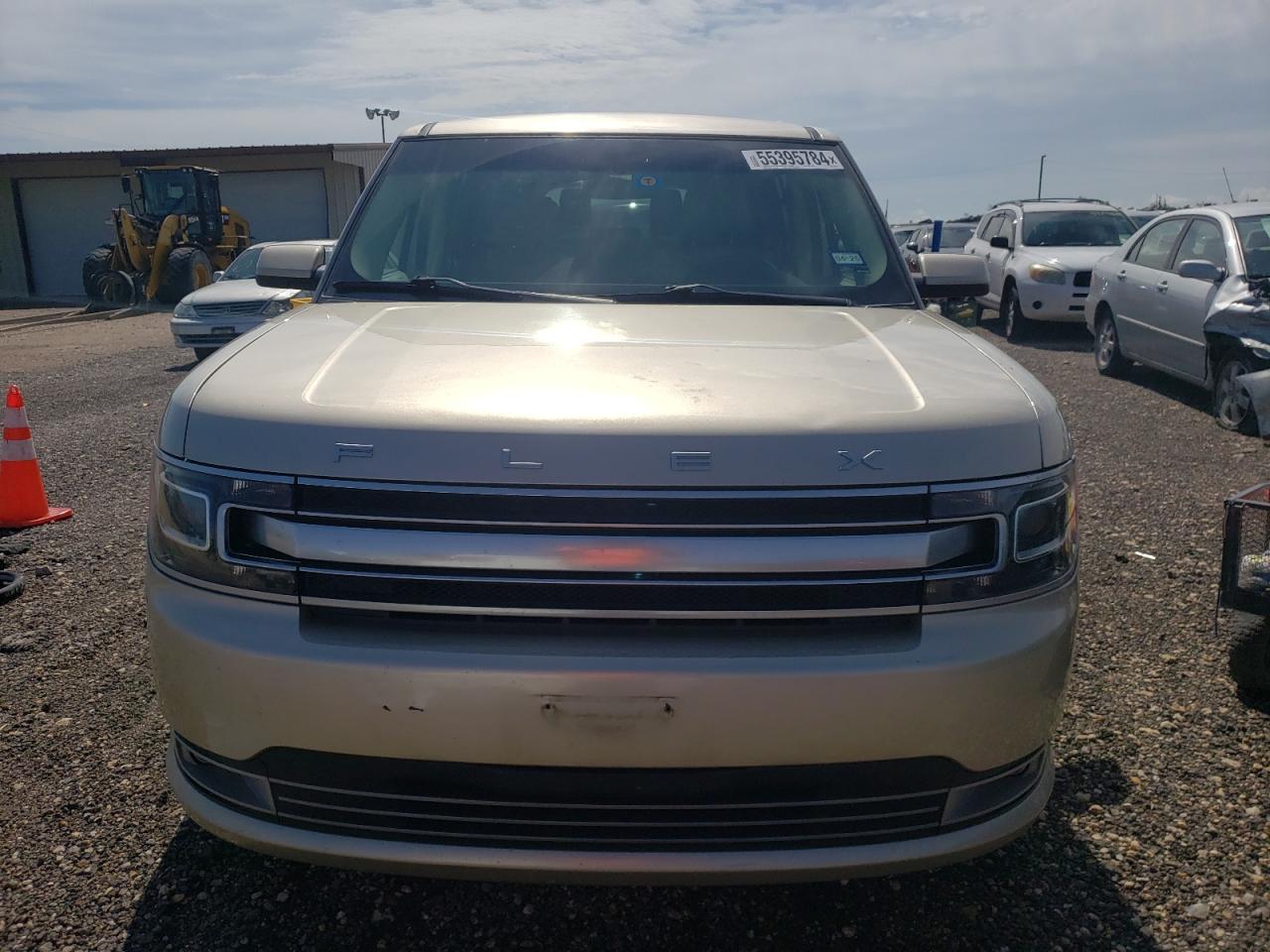 Photo 4 VIN: 2FMGK5D82JBA15181 - FORD FLEX 