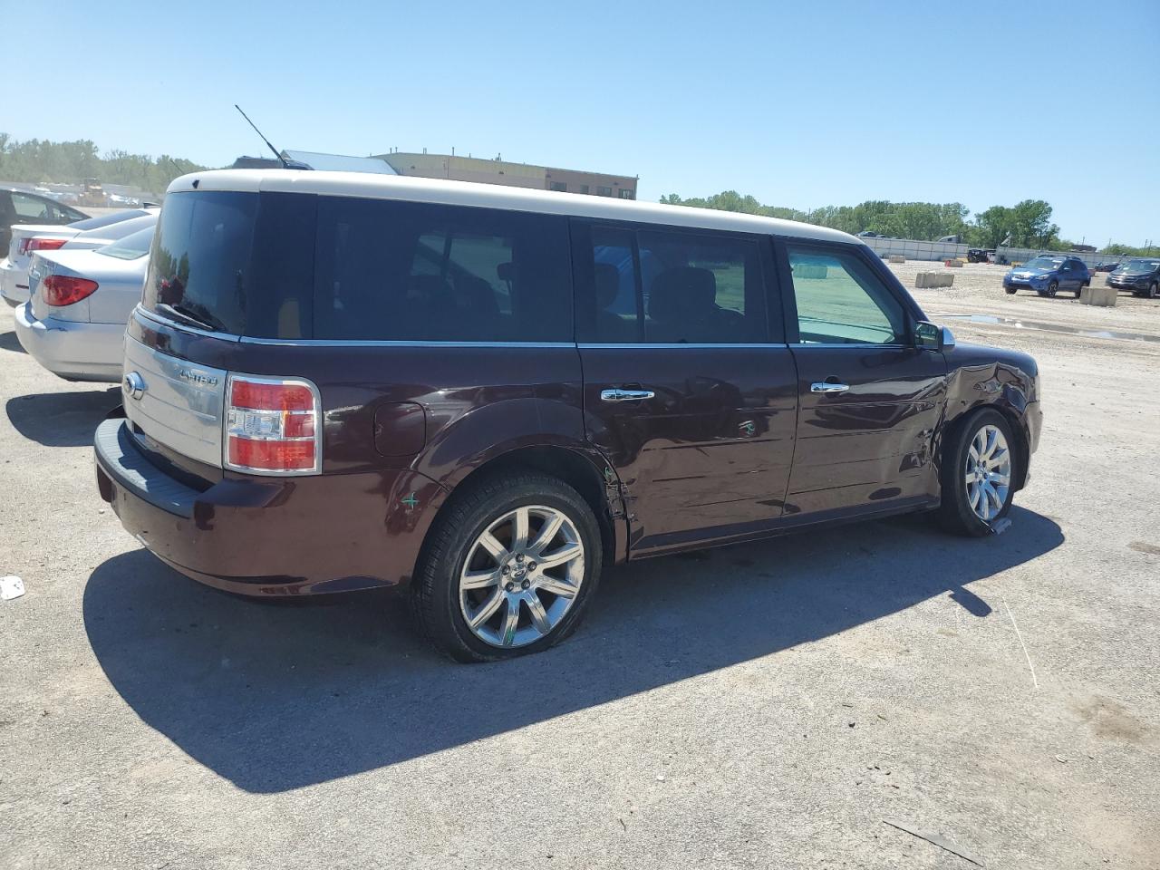 Photo 2 VIN: 2FMGK5DC2ABB18041 - FORD FLEX 