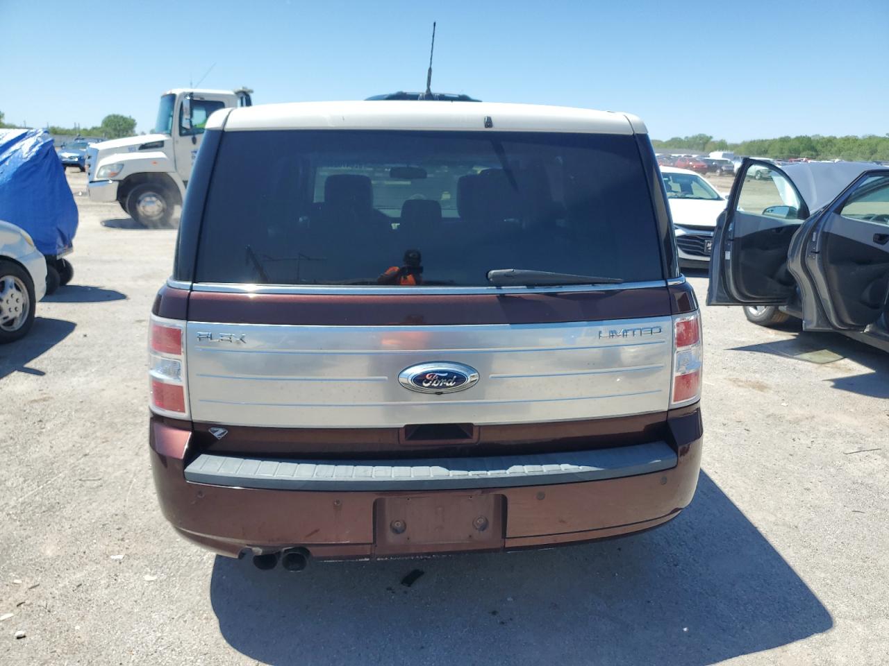 Photo 5 VIN: 2FMGK5DC2ABB18041 - FORD FLEX 