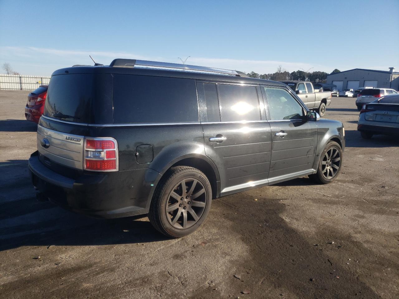 Photo 2 VIN: 2FMGK5DC3ABB13902 - FORD FLEX 