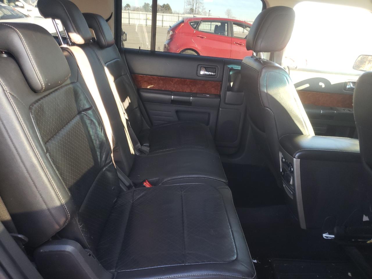 Photo 9 VIN: 2FMGK5DC3ABB13902 - FORD FLEX 