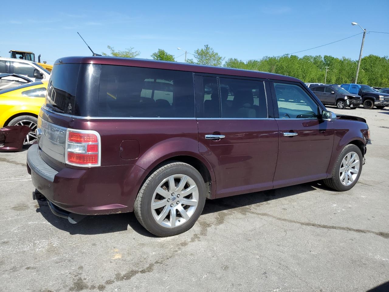 Photo 2 VIN: 2FMGK5DC3BBD01014 - FORD FLEX 