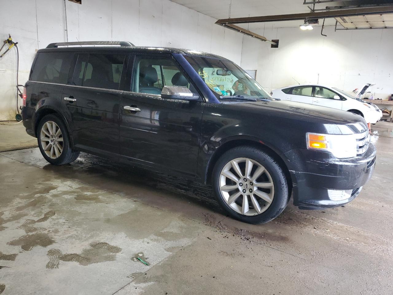 Photo 3 VIN: 2FMGK5DC5CBD13828 - FORD FLEX 