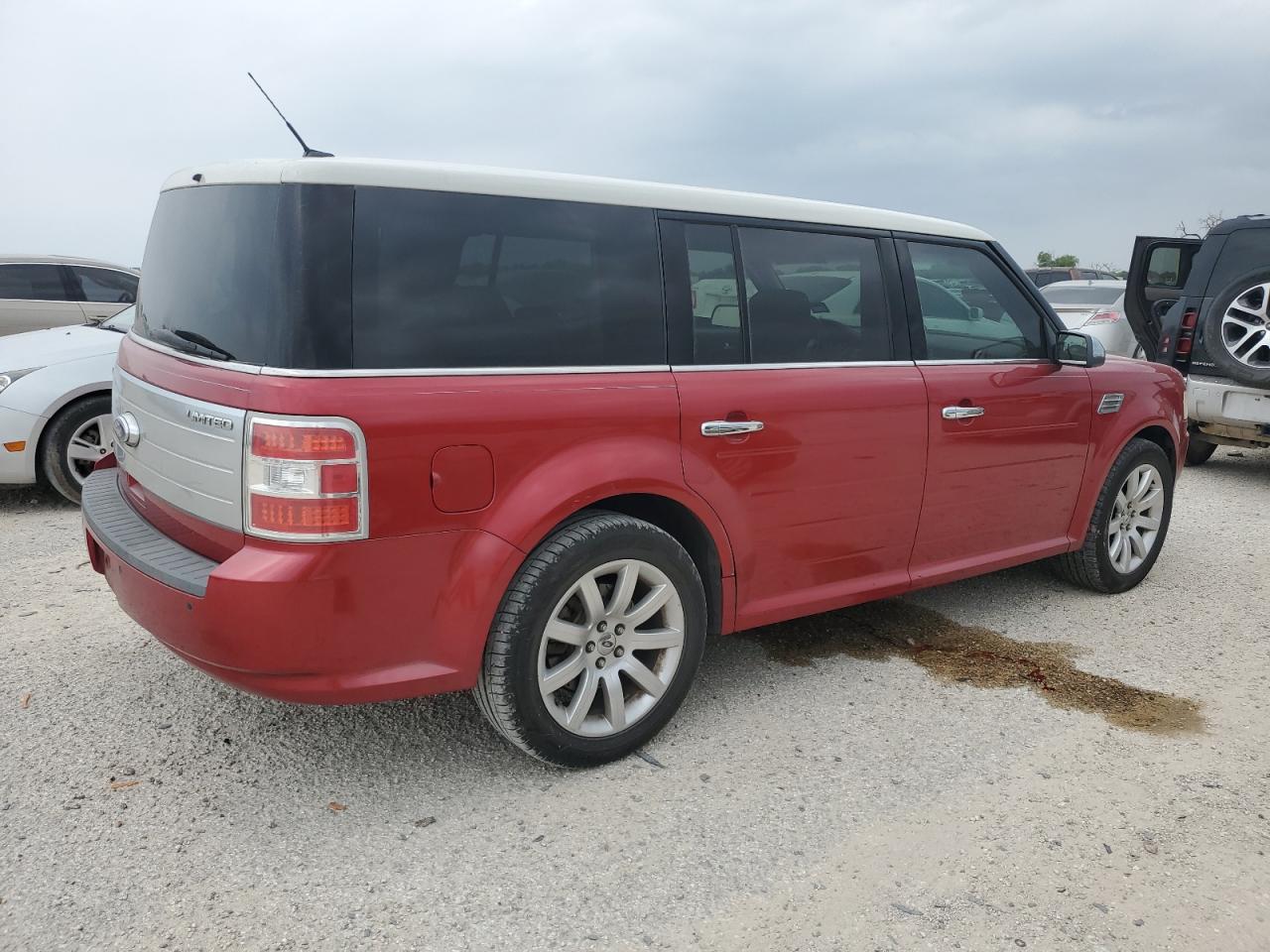 Photo 2 VIN: 2FMGK5DC8ABD01881 - FORD FLEX 