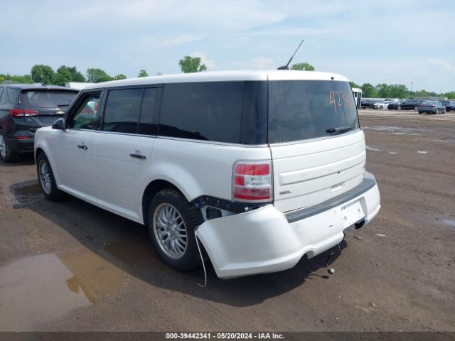 Photo 2 VIN: 2FMHK6C80GBA13739 - FORD FLEX 