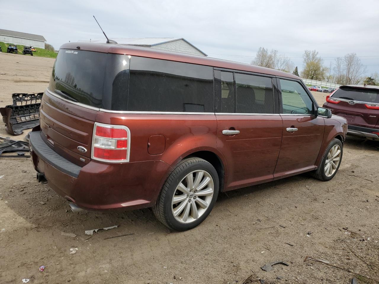 Photo 2 VIN: 2FMHK6C83FBA17802 - FORD FLEX 