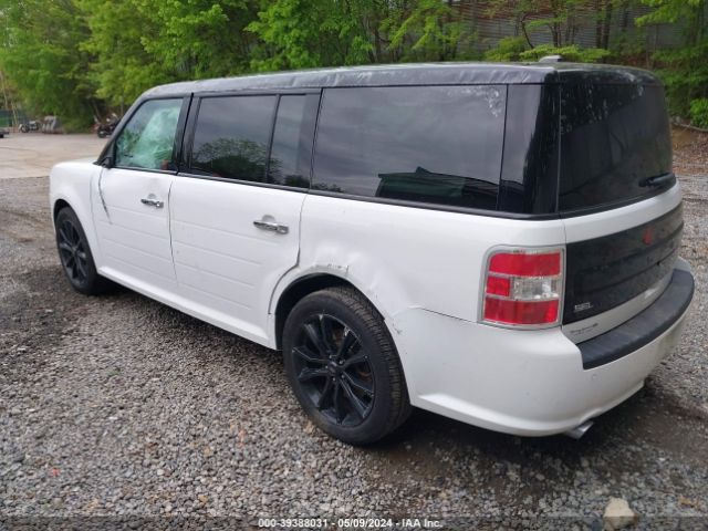 Photo 2 VIN: 2FMHK6C86KBA04665 - FORD FLEX 