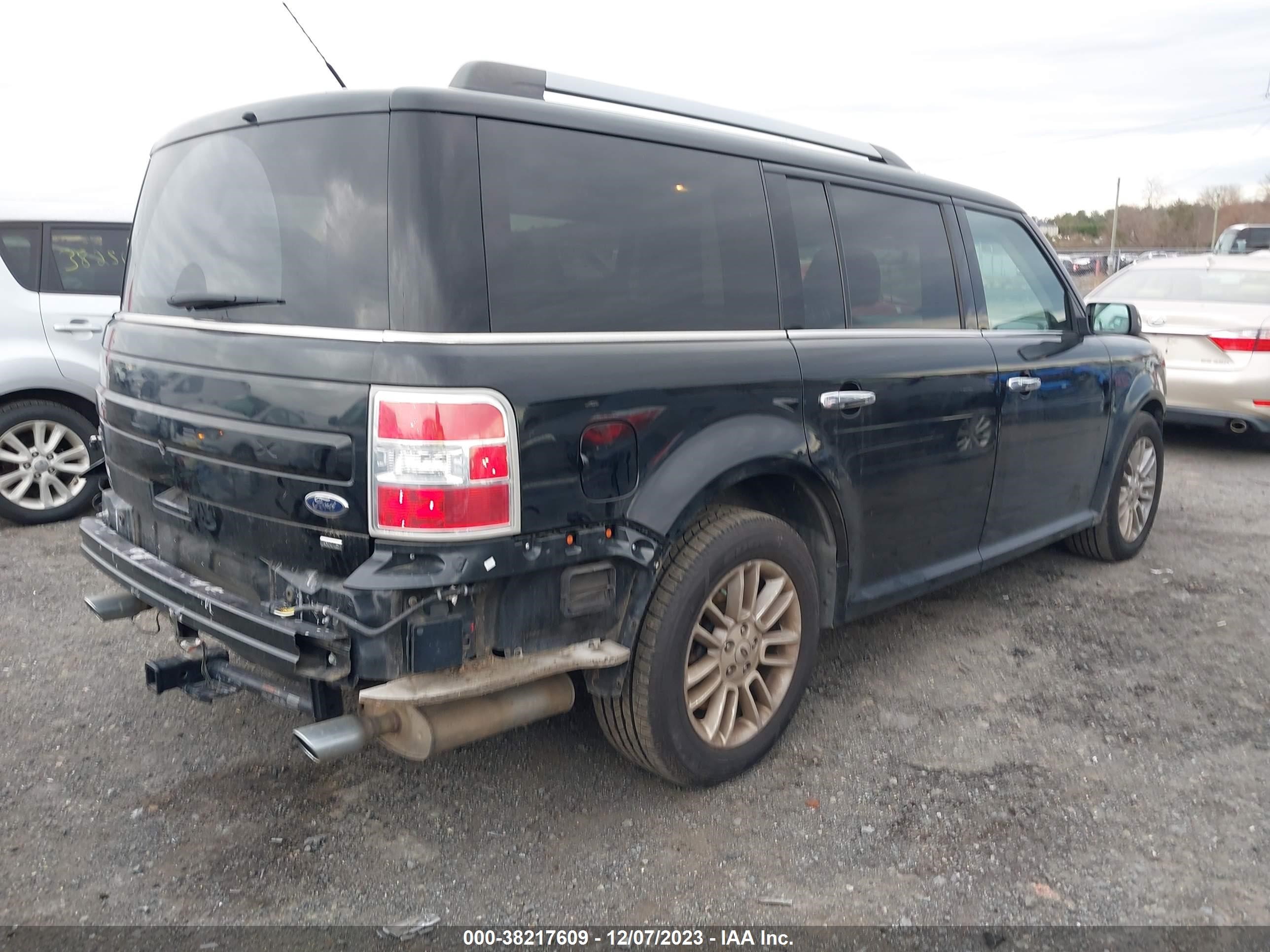 Photo 3 VIN: 2FMHK6C87JBA20565 - FORD FLEX 