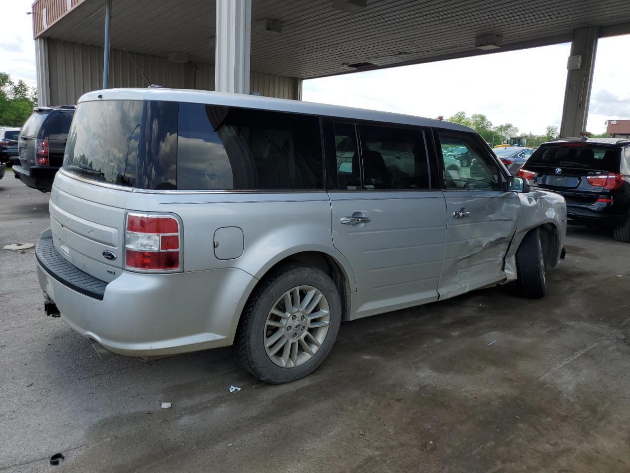 Photo 2 VIN: 2FMHK6C8XGBA18737 - FORD FLEX 