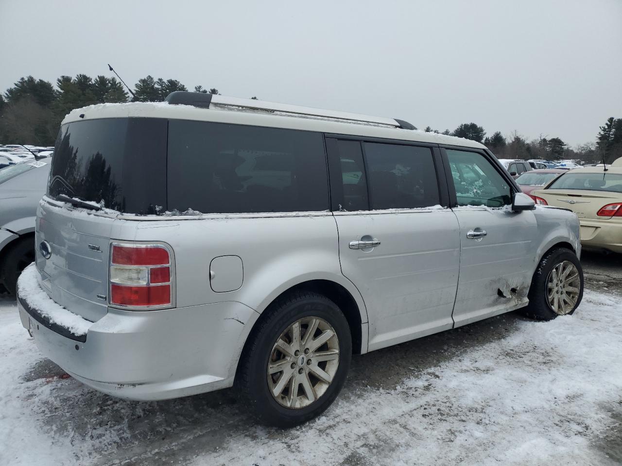 Photo 2 VIN: 2FMHK6CC4ABA62714 - FORD FLEX 