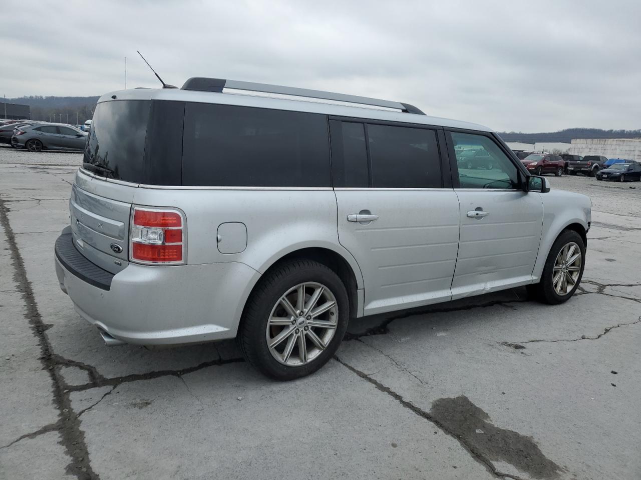 Photo 2 VIN: 2FMHK6D84HBA11637 - FORD FLEX 