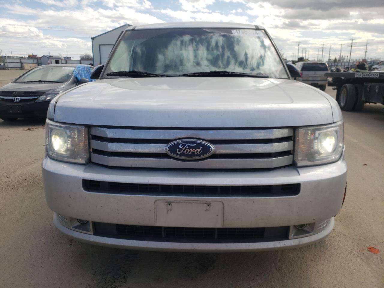 Photo 4 VIN: 2FMHK6DC8BBD00810 - FORD FLEX 