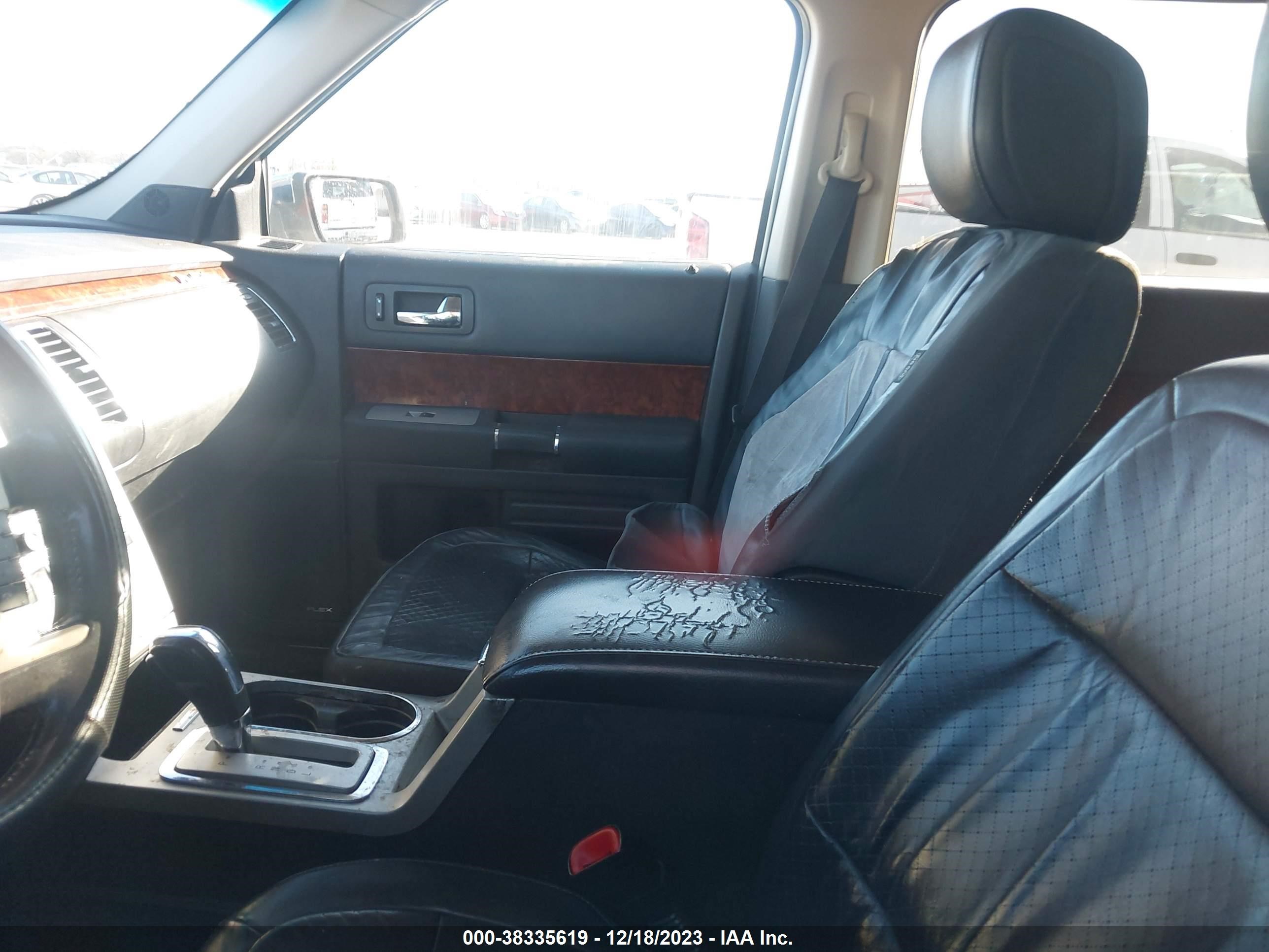 Photo 6 VIN: 2FMHK6DCXCBD11308 - FORD FLEX 