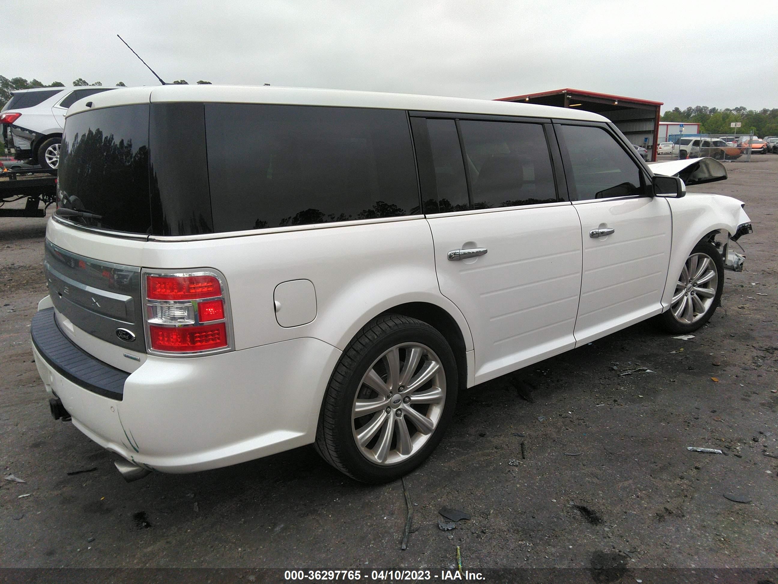 Photo 3 VIN: 2FMHK6DT1EBD21924 - FORD FLEX 