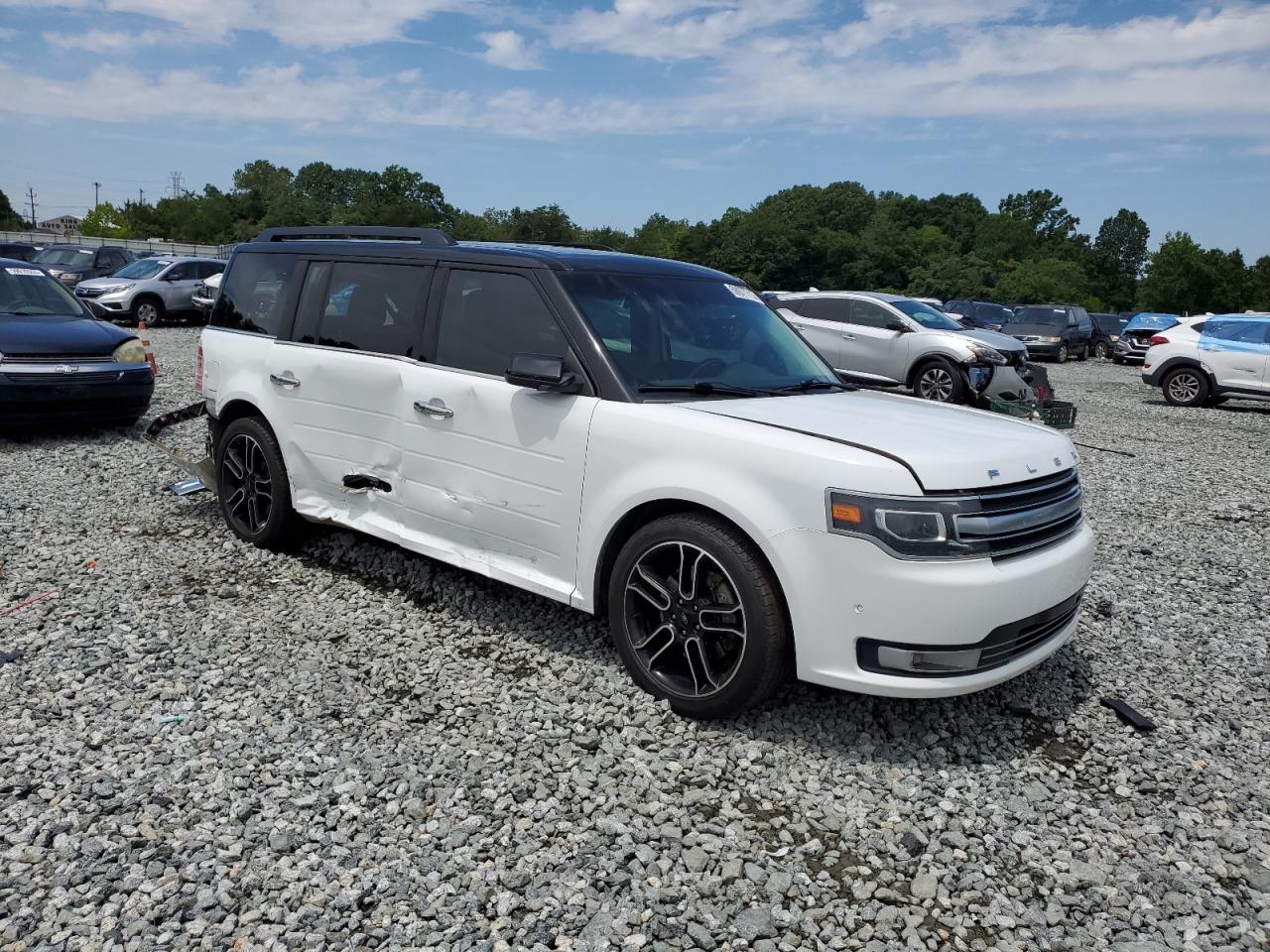 Photo 3 VIN: 2FMHK6DT2FBA21598 - FORD FLEX 