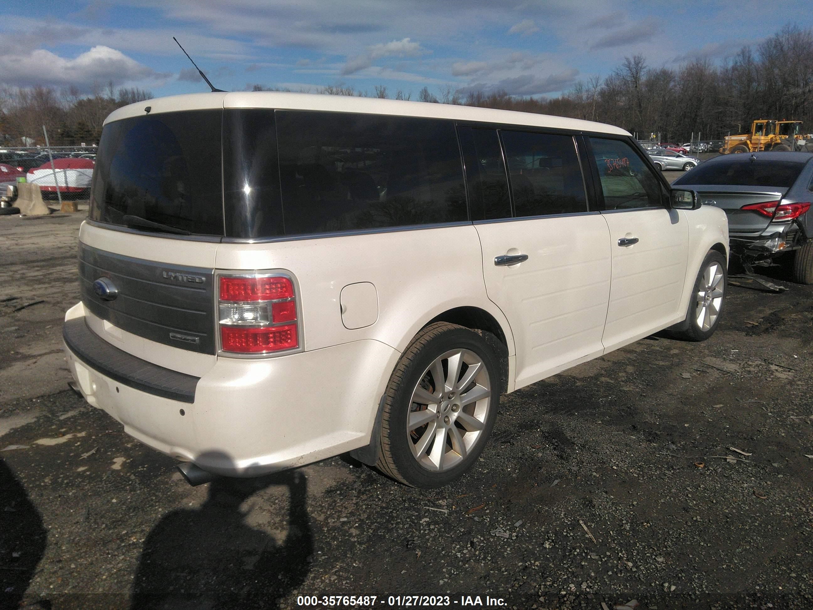 Photo 3 VIN: 2FMHK6DT3BBD36971 - FORD FLEX 