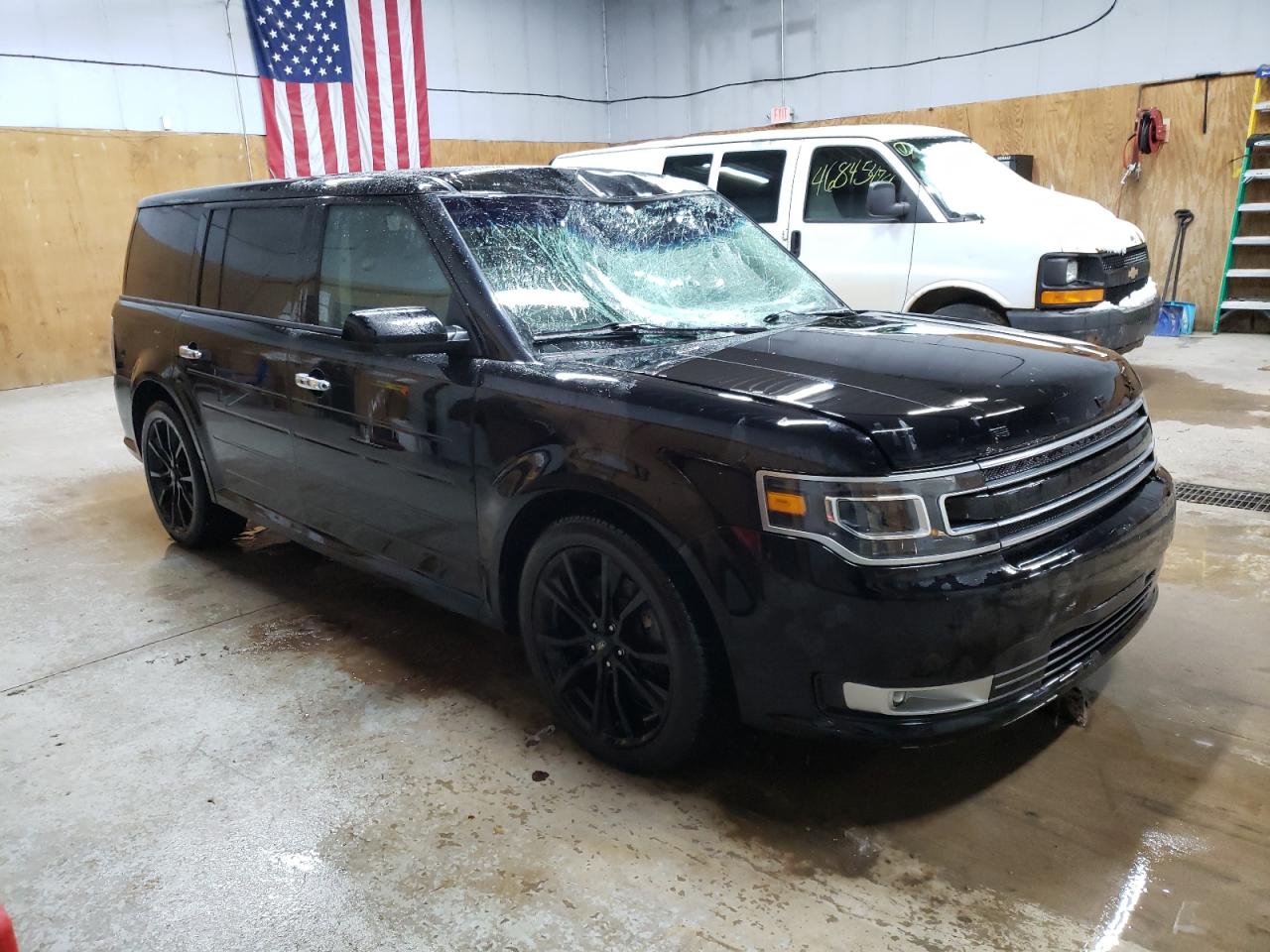 Photo 3 VIN: 2FMHK6DTXJBA17839 - FORD FLEX 