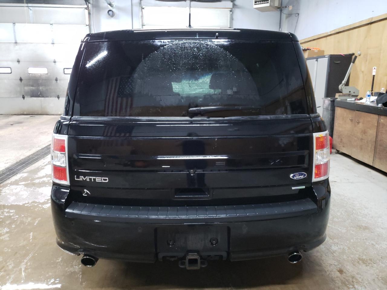 Photo 5 VIN: 2FMHK6DTXJBA17839 - FORD FLEX 