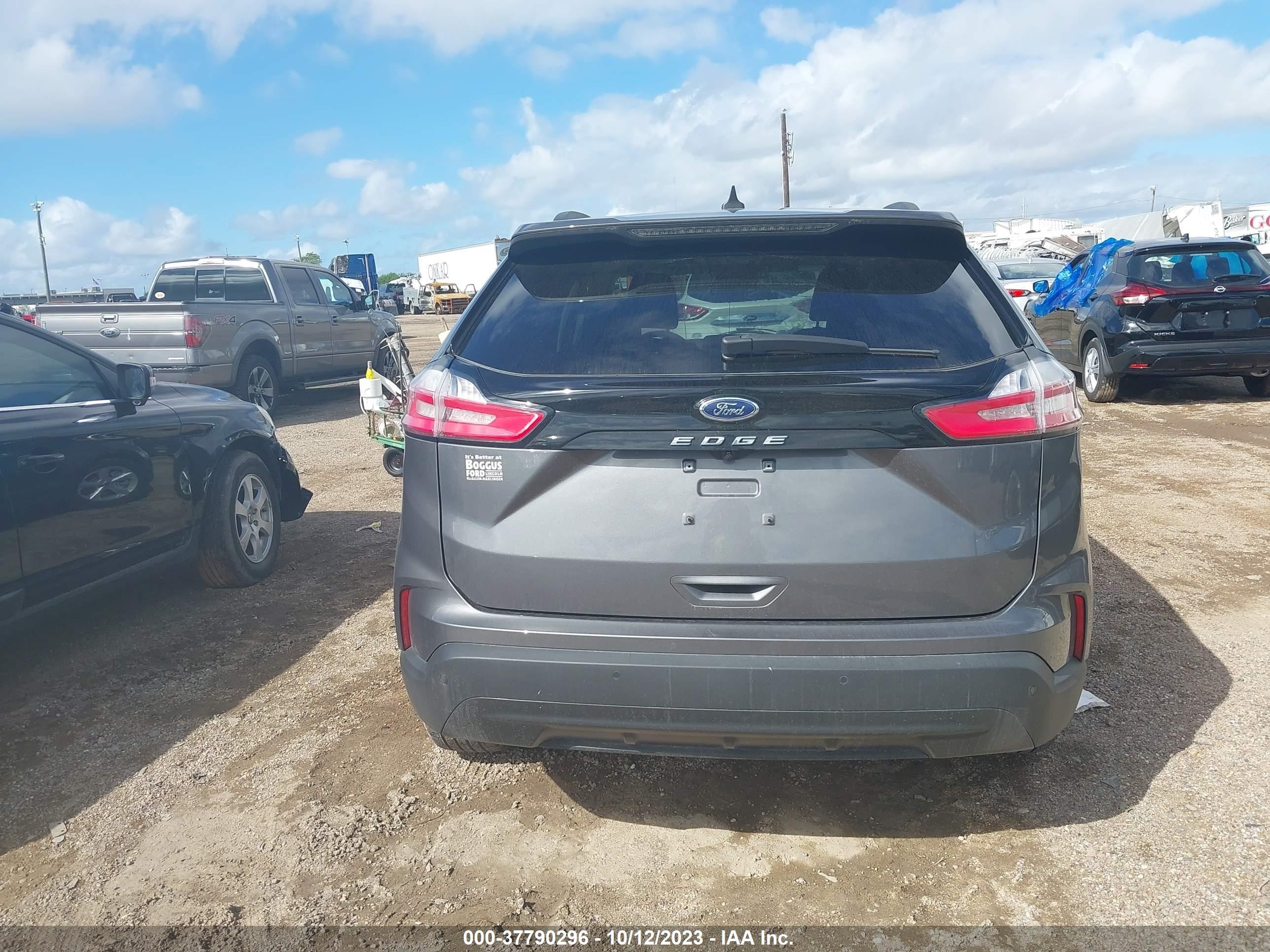 Photo 15 VIN: 2FMPK3G9XMBA03518 - FORD EDGE 